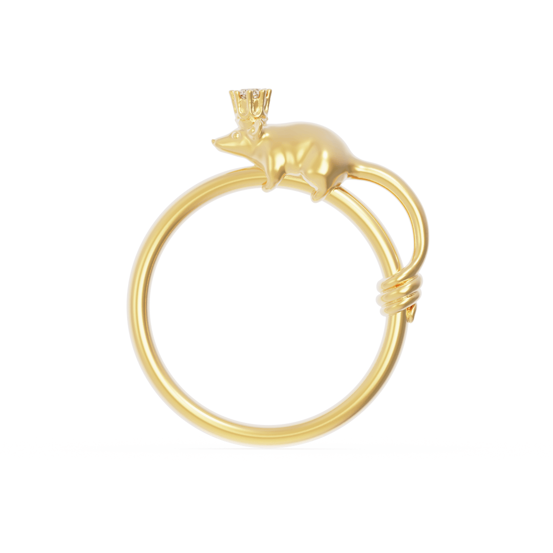 Gold ring with a mouse design