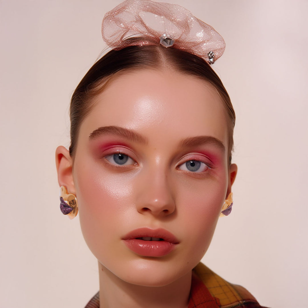 Love Lips Earrings